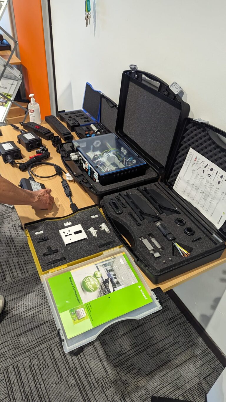 WhatsApp Image 2023 09 05 at 13.08.22 3 768x1365